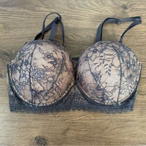 Victoria's Secret Bombshell Plunge Push Up Bra With Lace Overlay Size 34D